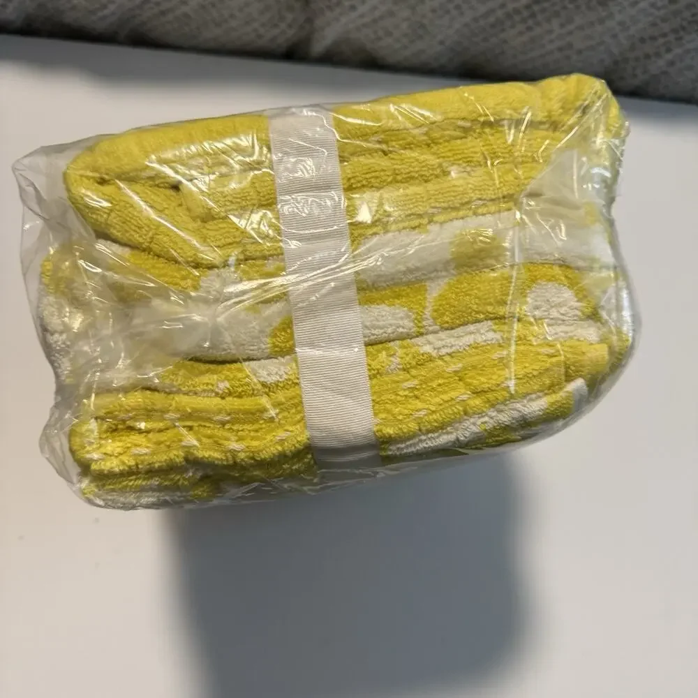 Kapoor Home 6-Piece Bath Towel Set Yellow & White Daisy & Solid Cotton Quick Dry